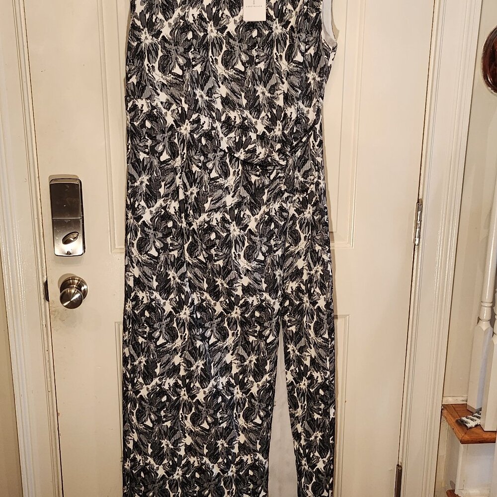 Abbey Glass Stefanie Dress. New with Tags.